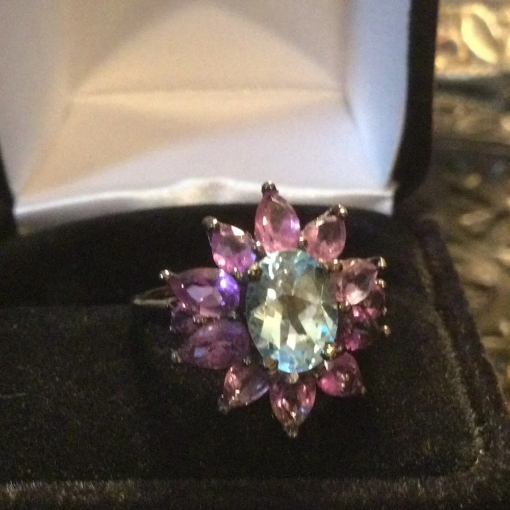 Splendid Genuine Blue Topaz & Amethyst Ring - Picture 13 of 14